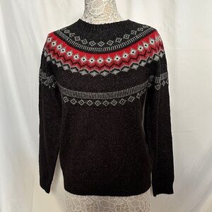 Weatherproof Black Crewneck Sweater with Red and Gray Patterns